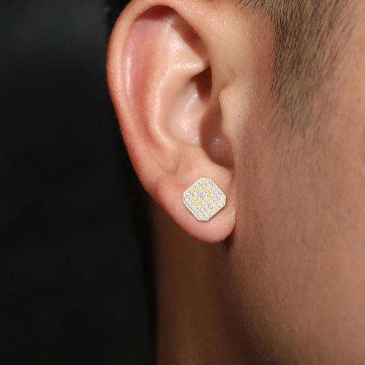 Pavé Royal – Clou d’Oreille Hexagonal en Moissanite TRAPSHINE JEWELRY